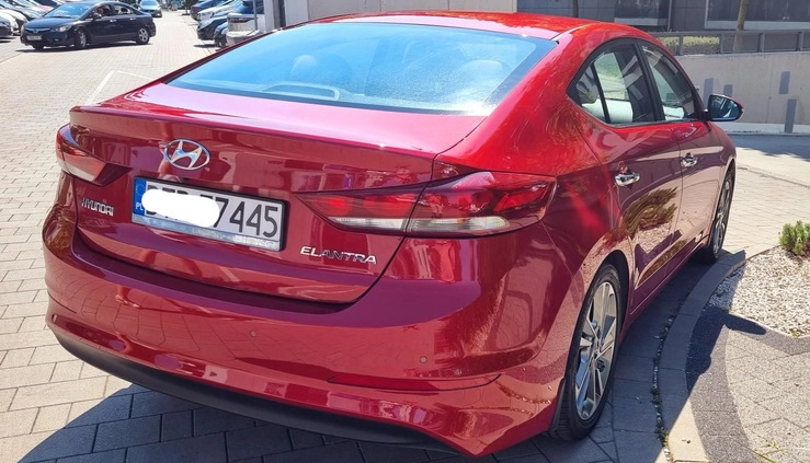 Hyundai Elantra cena 53000 przebieg: 84000, rok produkcji 2016 z Wrocław małe 67